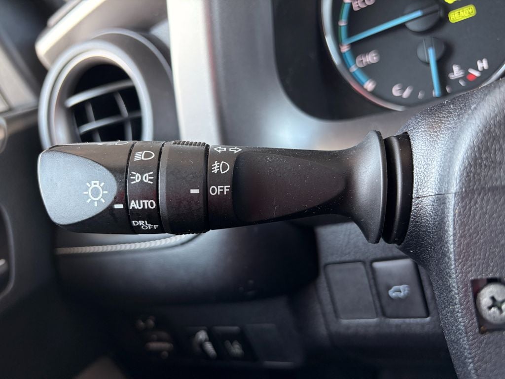 2017 Toyota RAV4 Hybrid XLE