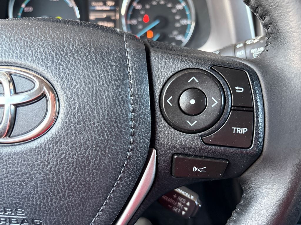 2017 Toyota RAV4 Hybrid XLE
