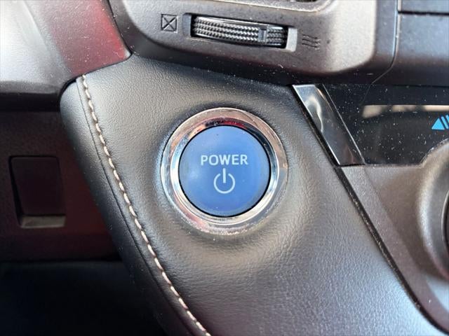 2017 Toyota RAV4 Hybrid XLE