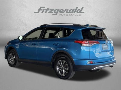 2017 Toyota RAV4 Hybrid XLE