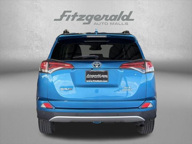 2017 Toyota RAV4 Hybrid XLE