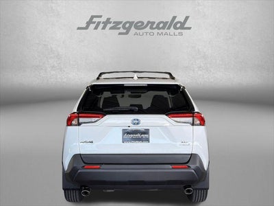 2022 Toyota RAV4 Hybrid XLE
