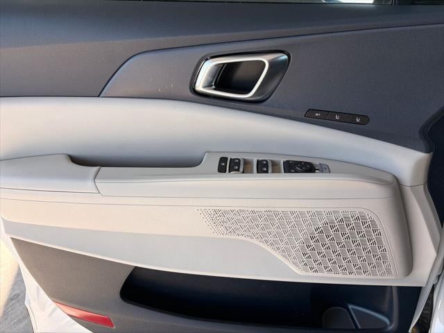 2025 Kia Carnival EX
