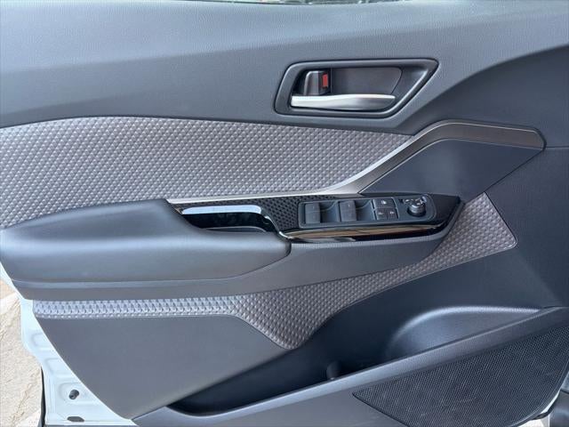 2022 Toyota C-HR Limited