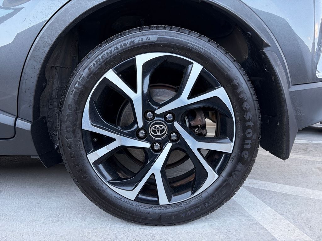 2018 Toyota C-HR XLE Premium