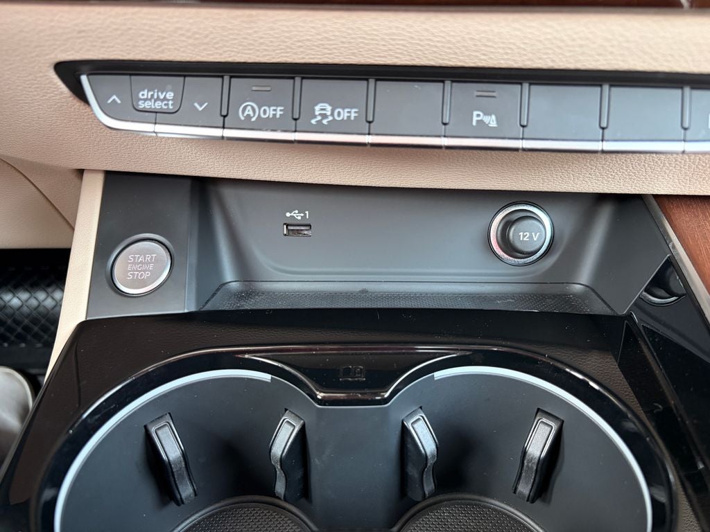 2022 Audi A4 40 Premium Plus quattro