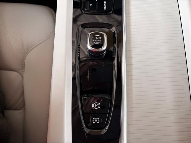 2023 Volvo XC60 B5 Core
