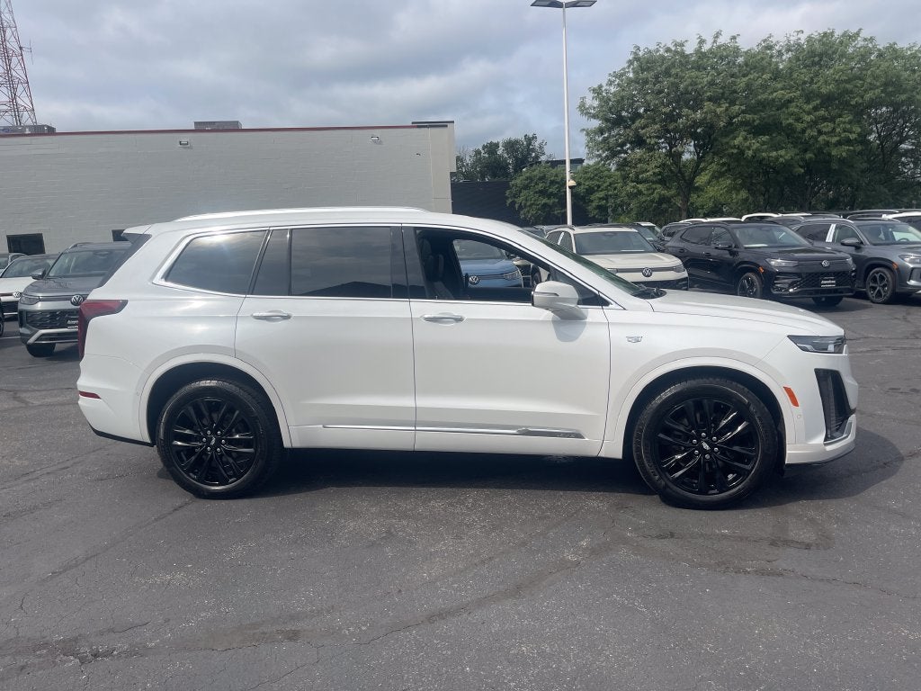 2024 Cadillac XT6 Premium Luxury