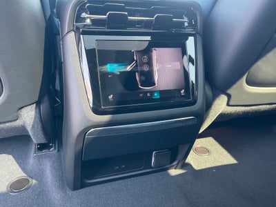 2025 Cadillac ESCALADE IQ Luxury 2