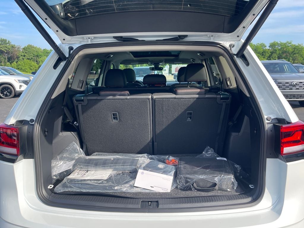 2026 Volkswagen Atlas 2.0T Peak Edition