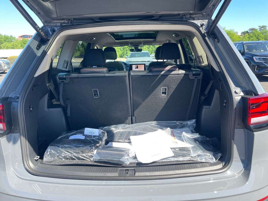 2026 Volkswagen Atlas 2.0T Peak Edition