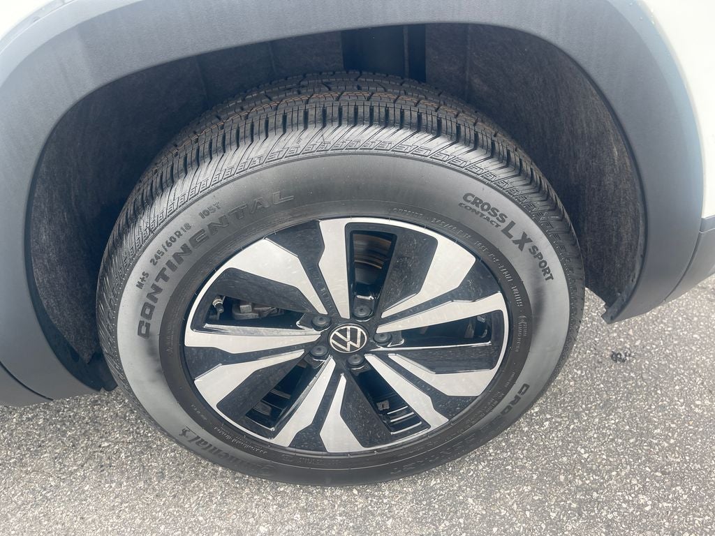 2024 Volkswagen Atlas Cross Sport 2.0T SE