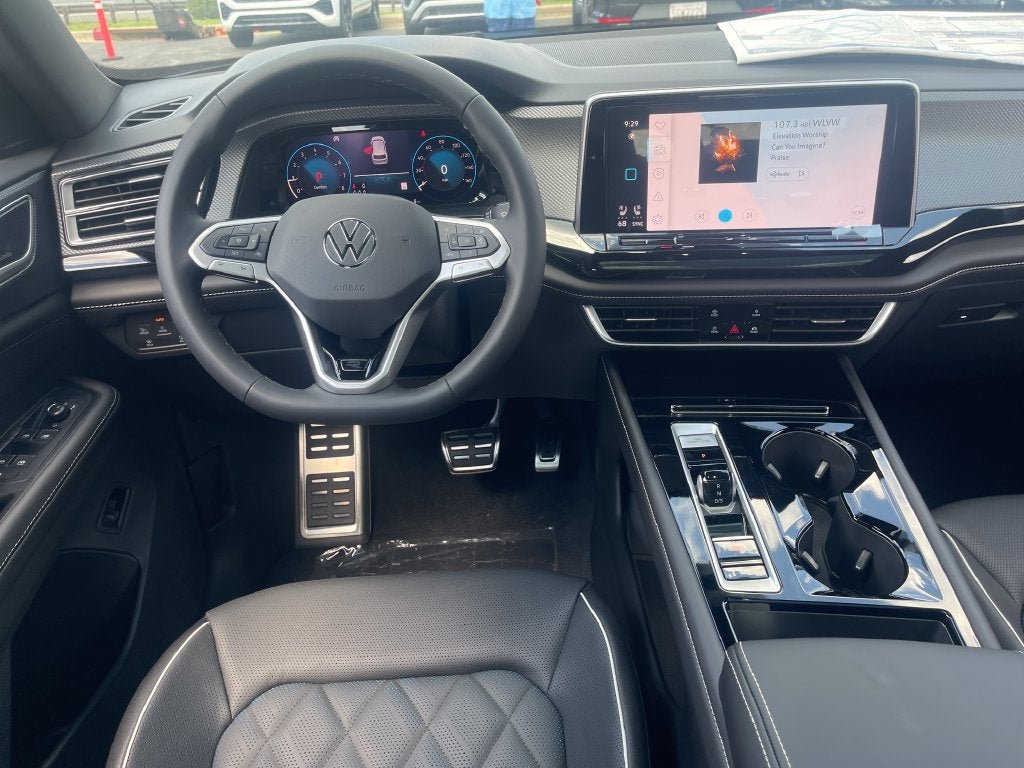 2026 Volkswagen Atlas Cross Sport 2.0T SEL Premium R-Line