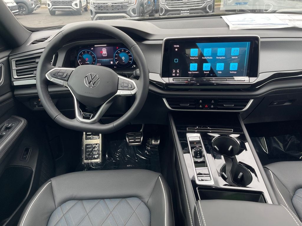 2026 Volkswagen Atlas Cross Sport 2.0T SEL Premium R-Line