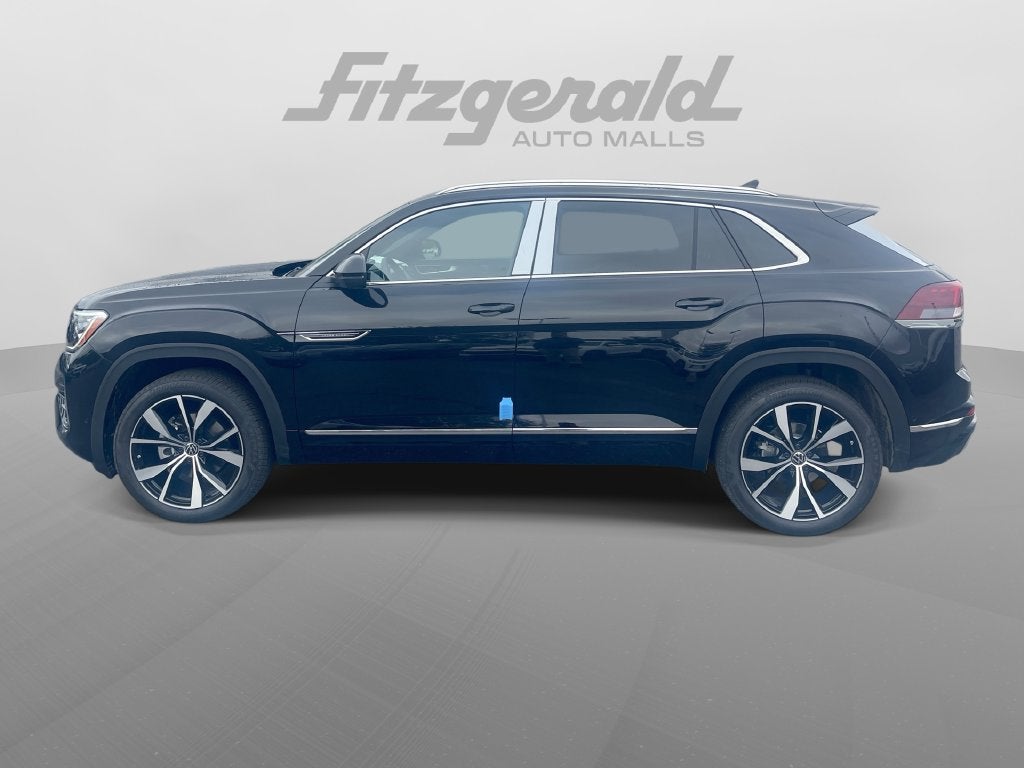 2026 Volkswagen Atlas Cross Sport SEL Premium R-Line