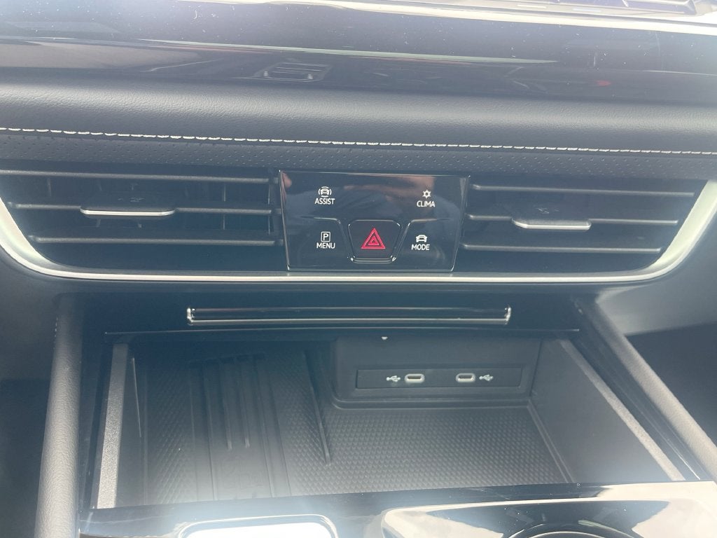 2026 Volkswagen Atlas Cross Sport SEL Premium R-Line