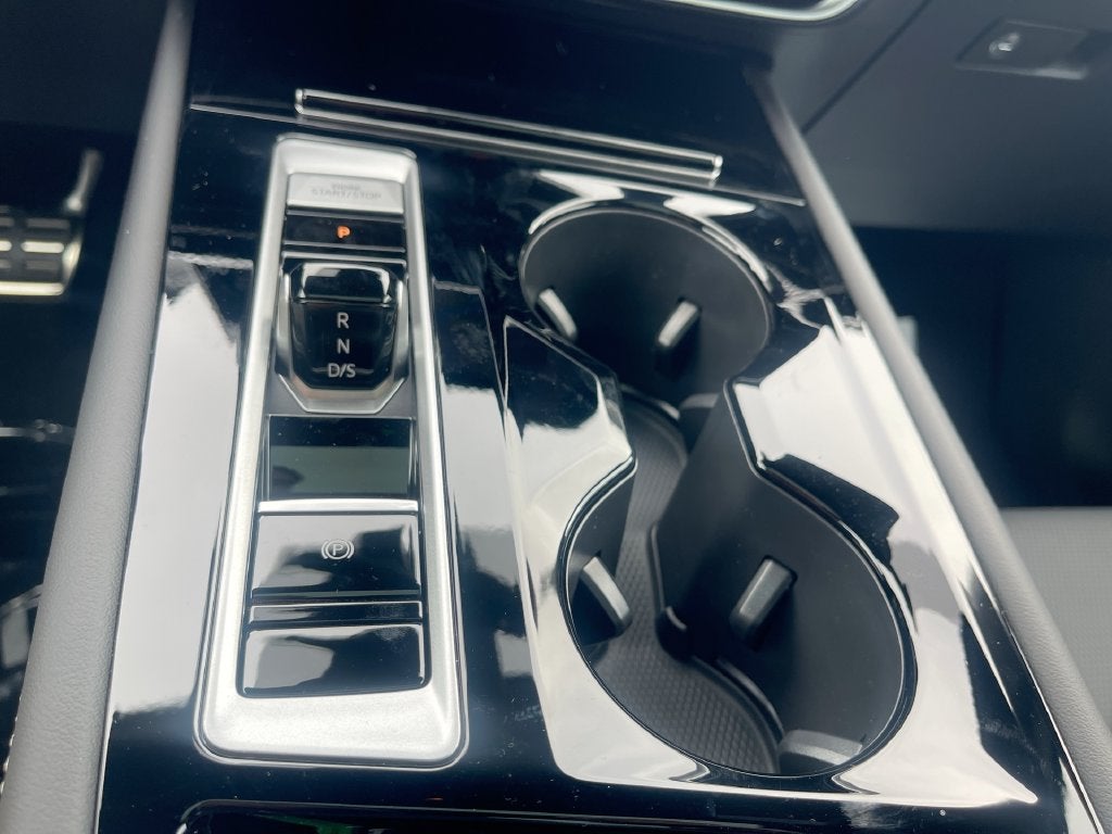 2026 Volkswagen Atlas Cross Sport SEL Premium R-Line