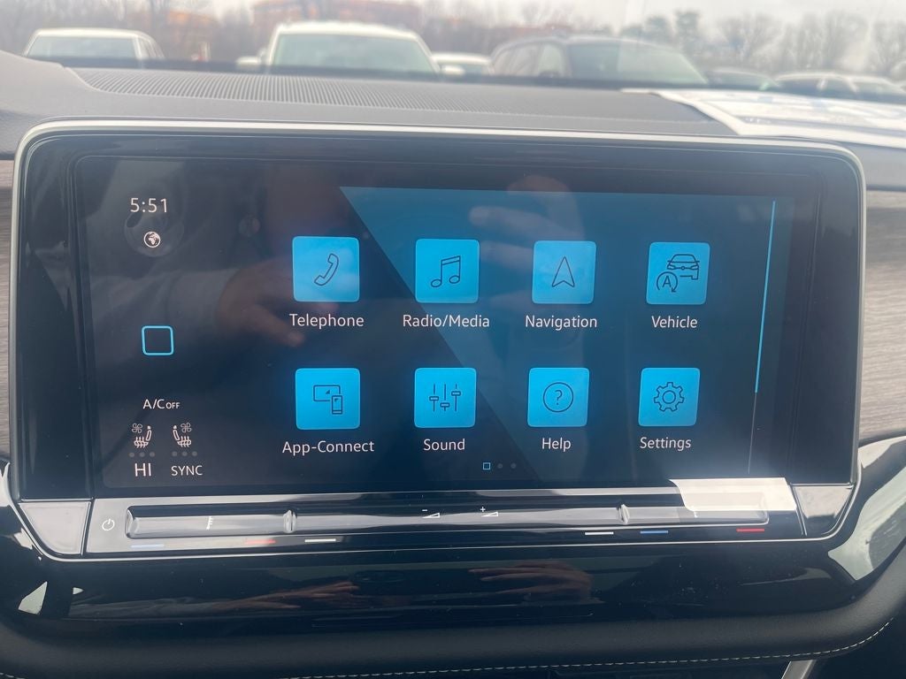 2026 Volkswagen Atlas 2.0T SEL Premium R-Line