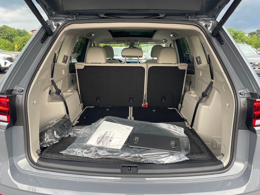 2026 Volkswagen Atlas 2.0T SEL Premium R-Line