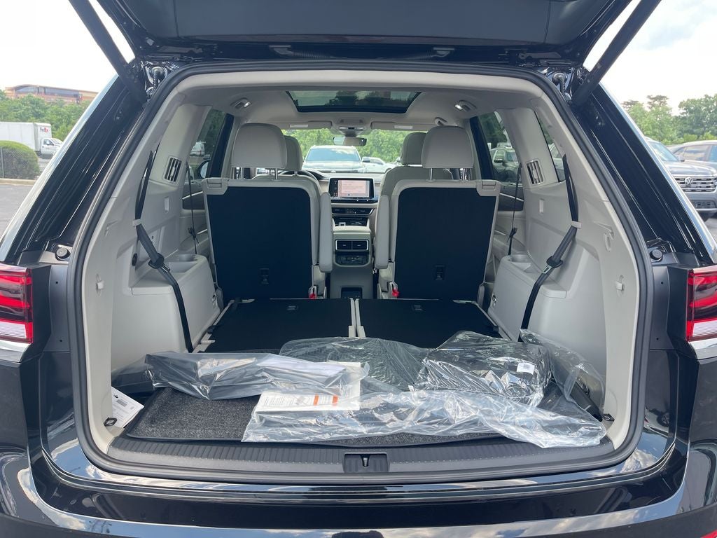 2026 Volkswagen Atlas 2.0T SEL Premium R-Line