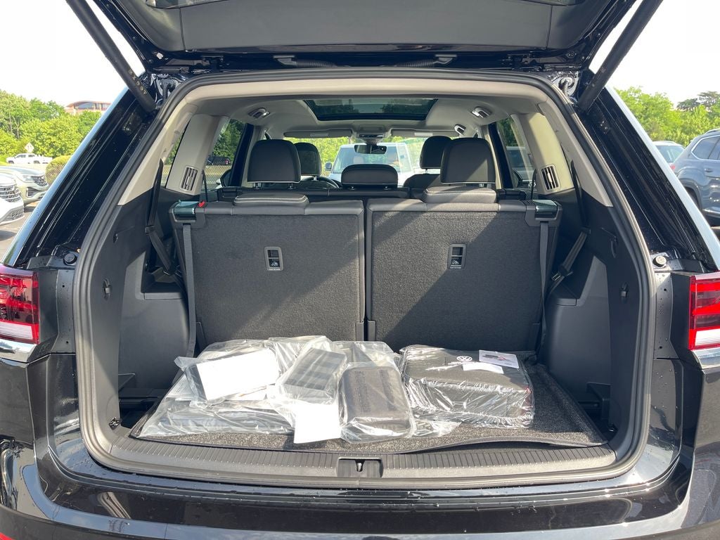 2026 Volkswagen Atlas 2.0T SEL Premium R-Line