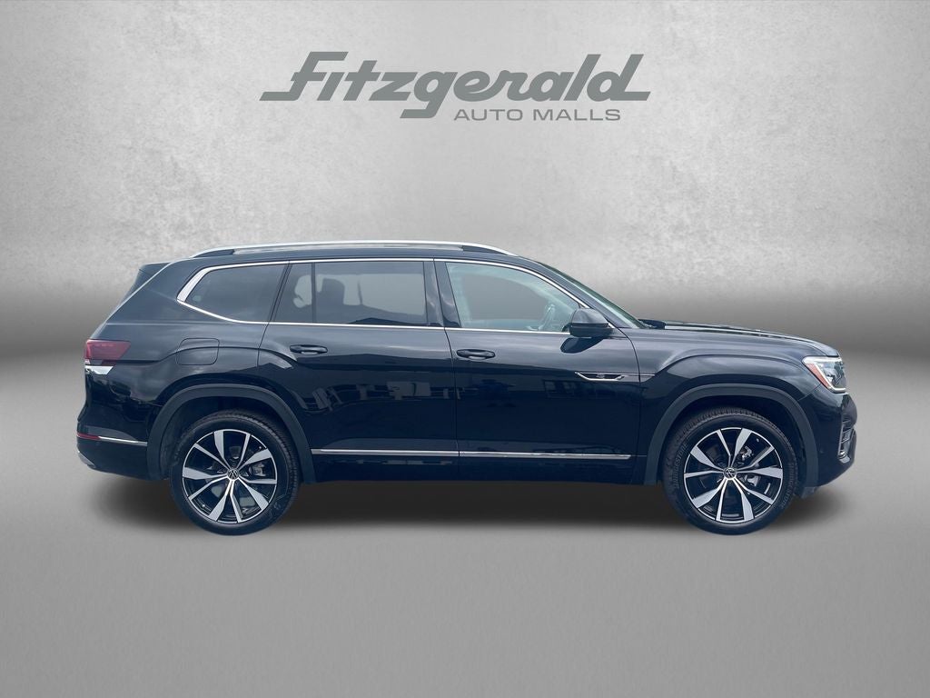 2025 Volkswagen Atlas 2.0T SEL Premium R-Line