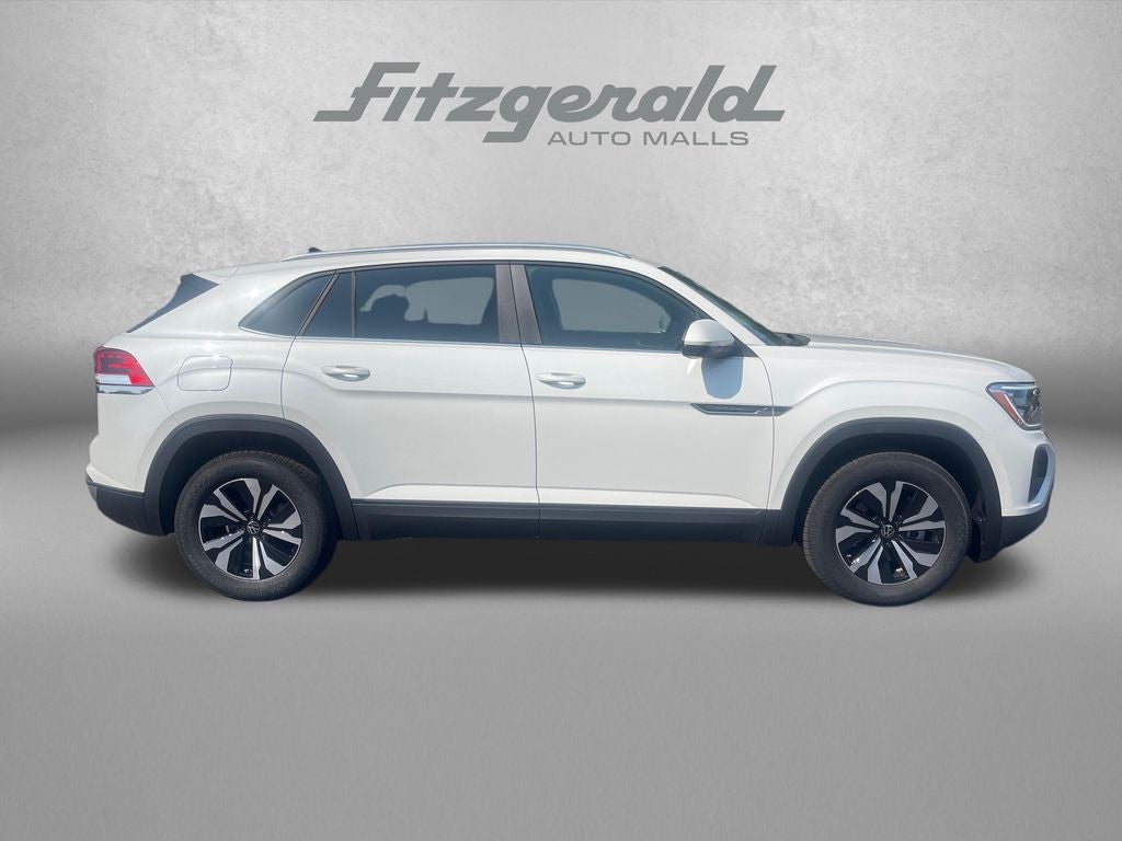 2026 Volkswagen Atlas Cross Sport 2.0T SE