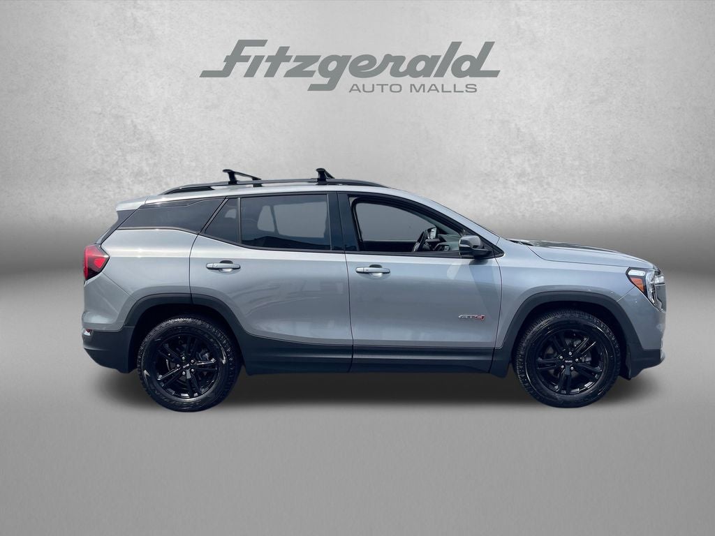 2023 GMC Terrain AT4