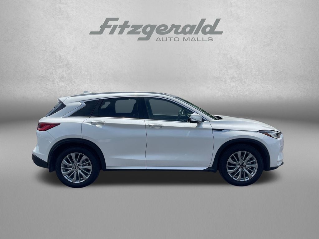 2023 INFINITI QX50 LUXE