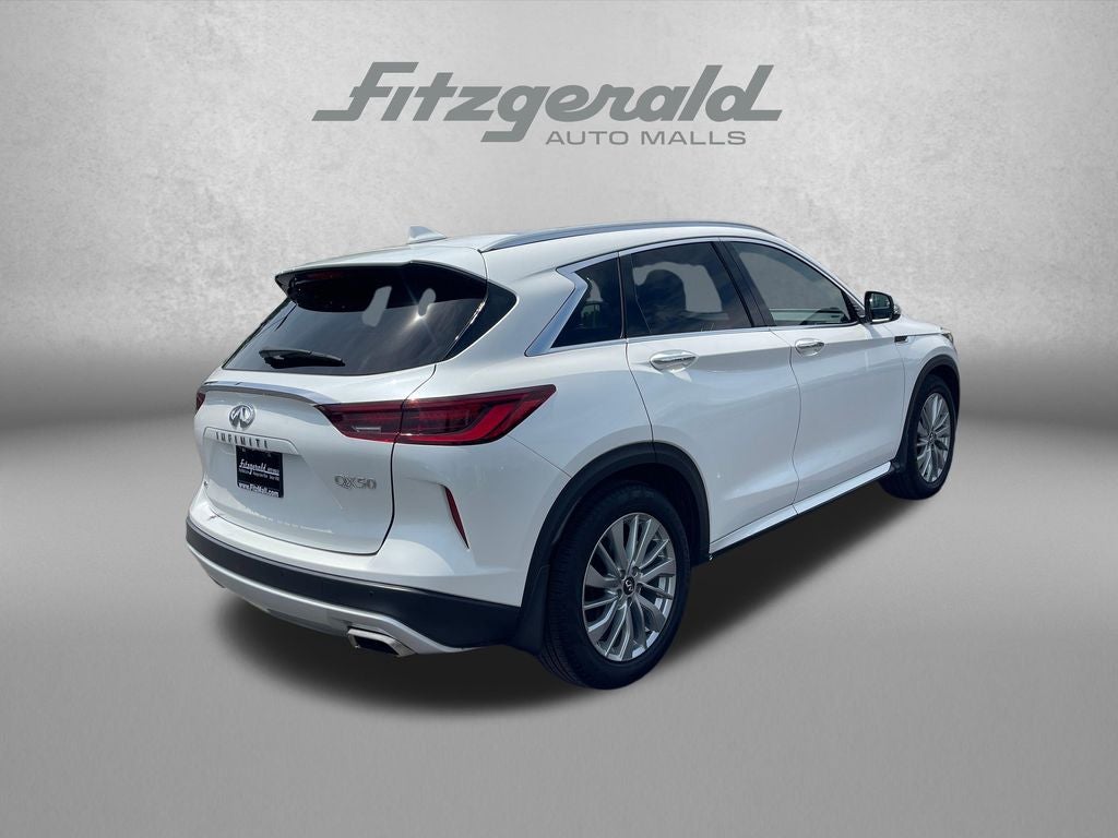 2023 INFINITI QX50 LUXE