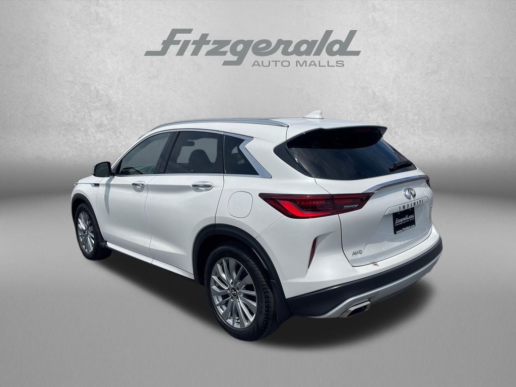 2023 INFINITI QX50 LUXE