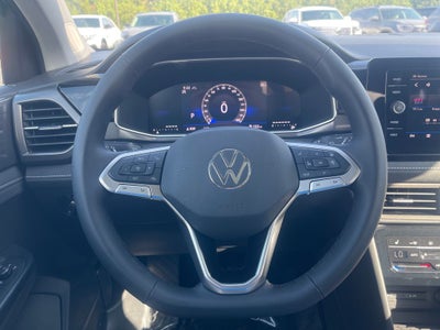 2026 Volkswagen Taos 1.5T SE Black