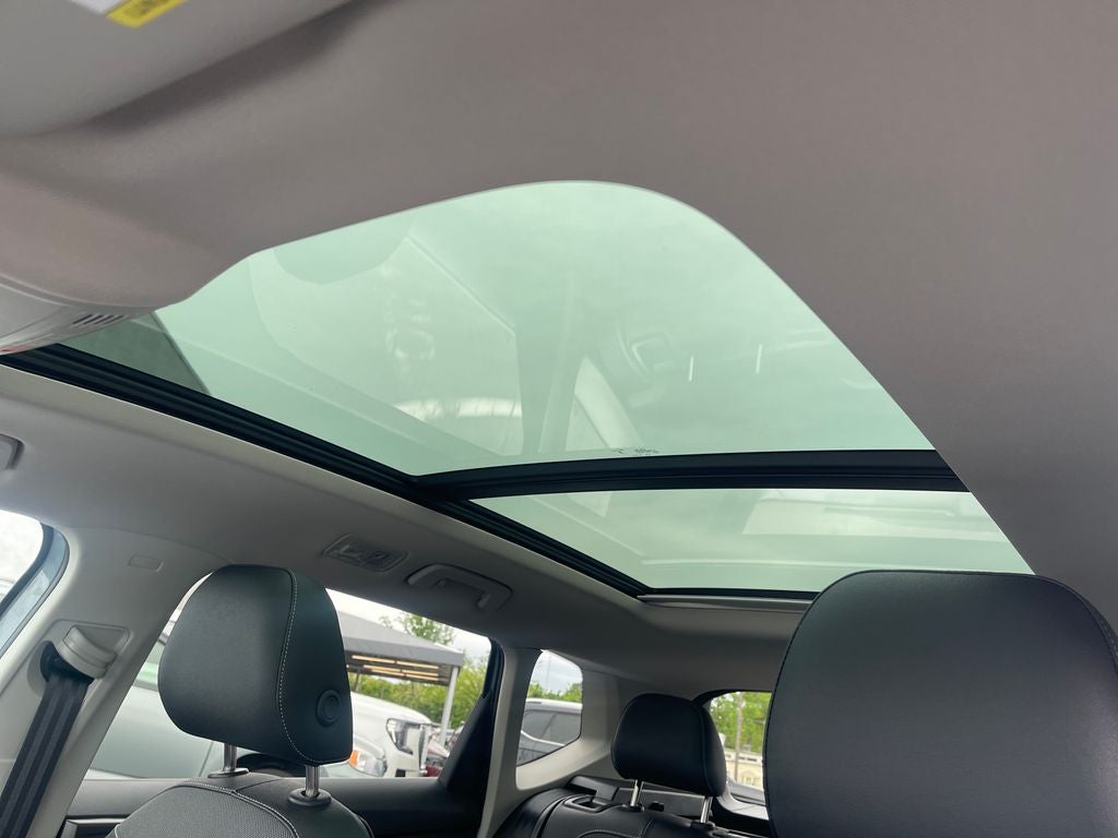 2026 Volkswagen Taos 1.5T SE Black