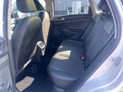 2026 Volkswagen Taos 1.5T SE Black