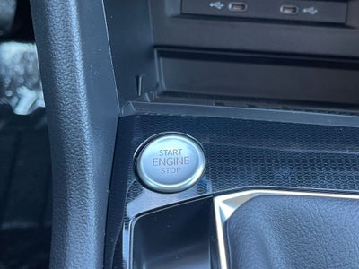 2026 Volkswagen Taos 1.5T SE Black