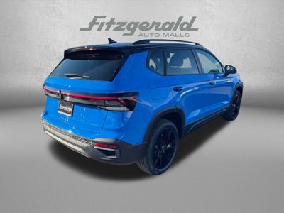 2026 Volkswagen Taos 1.5T SE Black