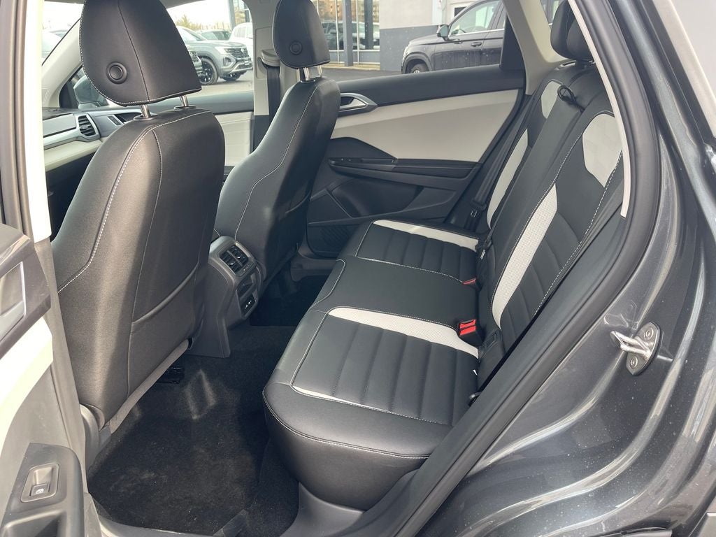 2026 Volkswagen Taos 1.5T SEL