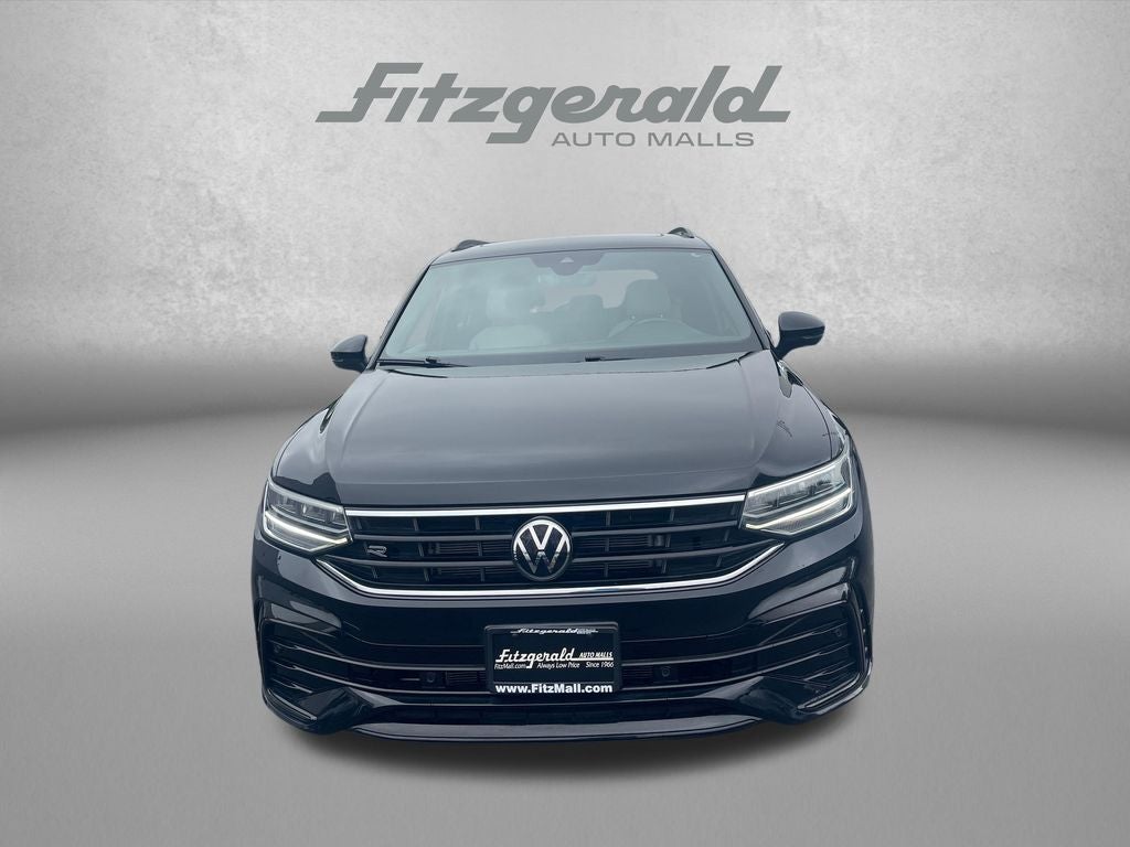2024 Volkswagen Tiguan 2.0T SE R-Line Black
