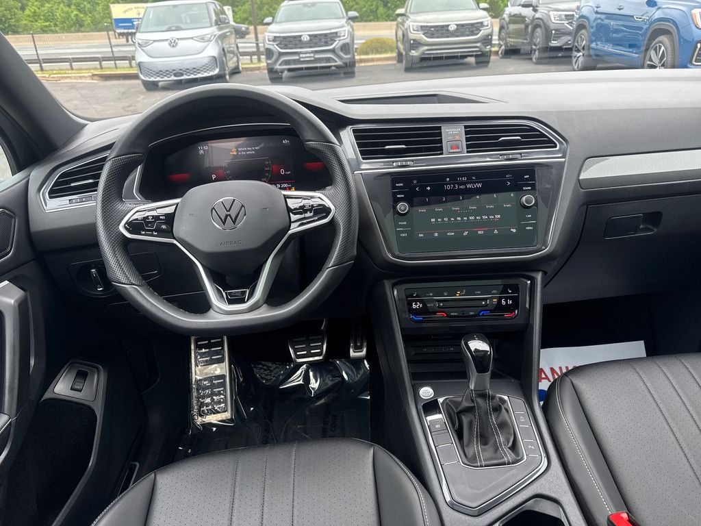 2024 Volkswagen Tiguan 2.0T SE R-Line Black