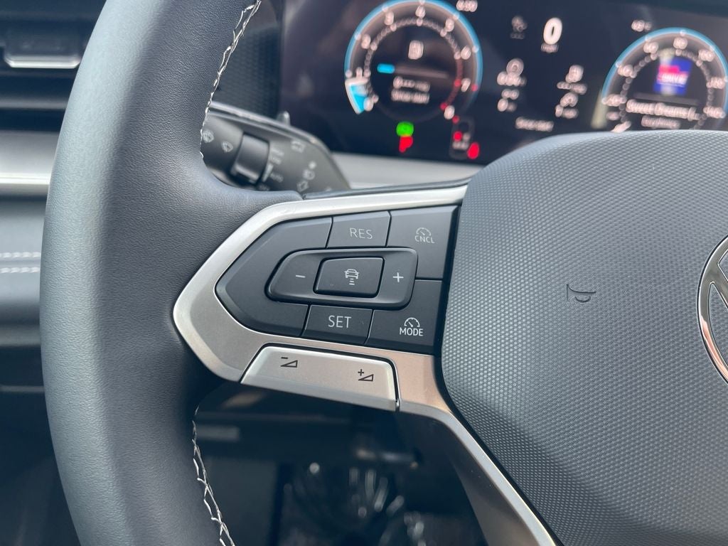 2026 Volkswagen Tiguan SE AWD