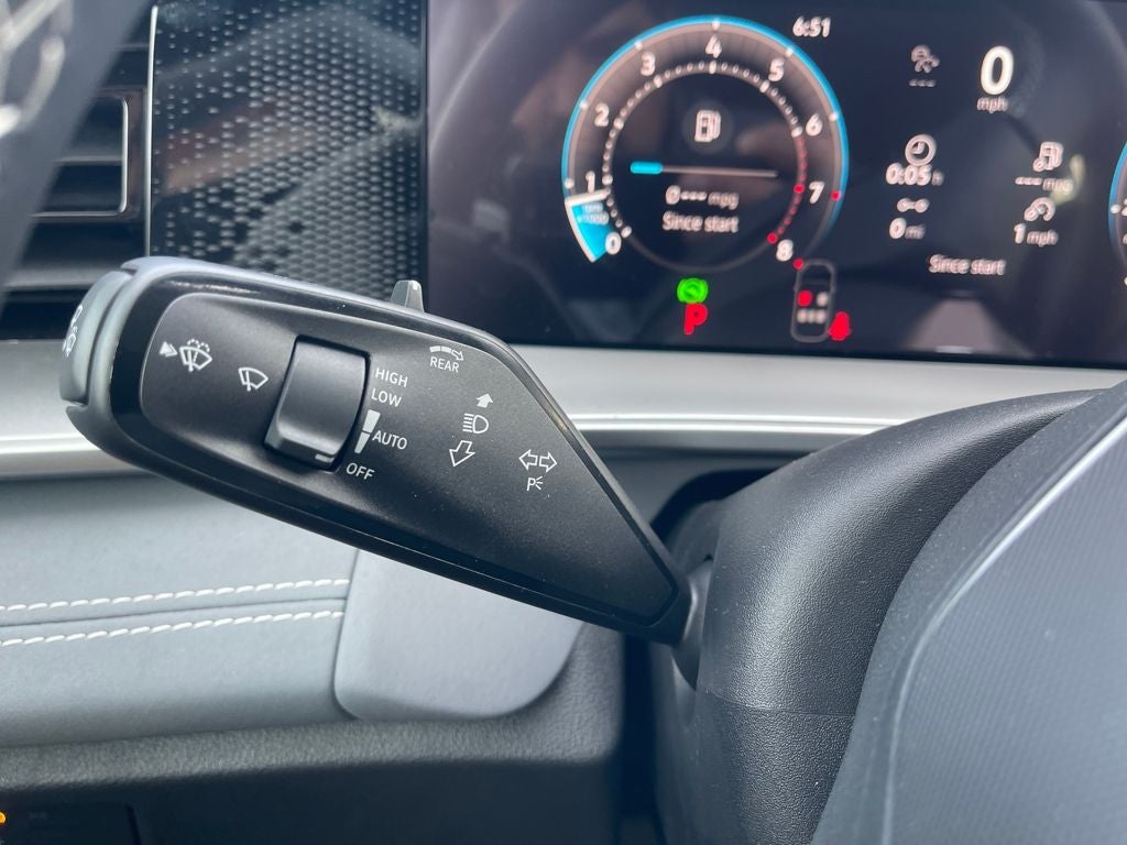 2026 Volkswagen Tiguan SE AWD