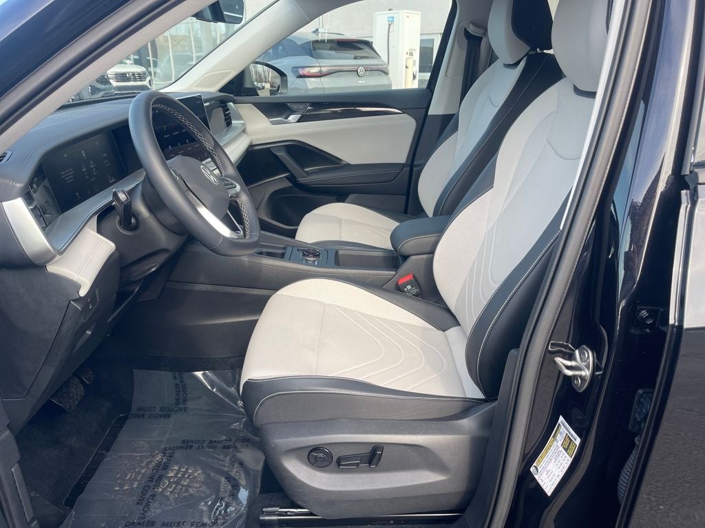 2025 Volkswagen Tiguan 2.0T SE