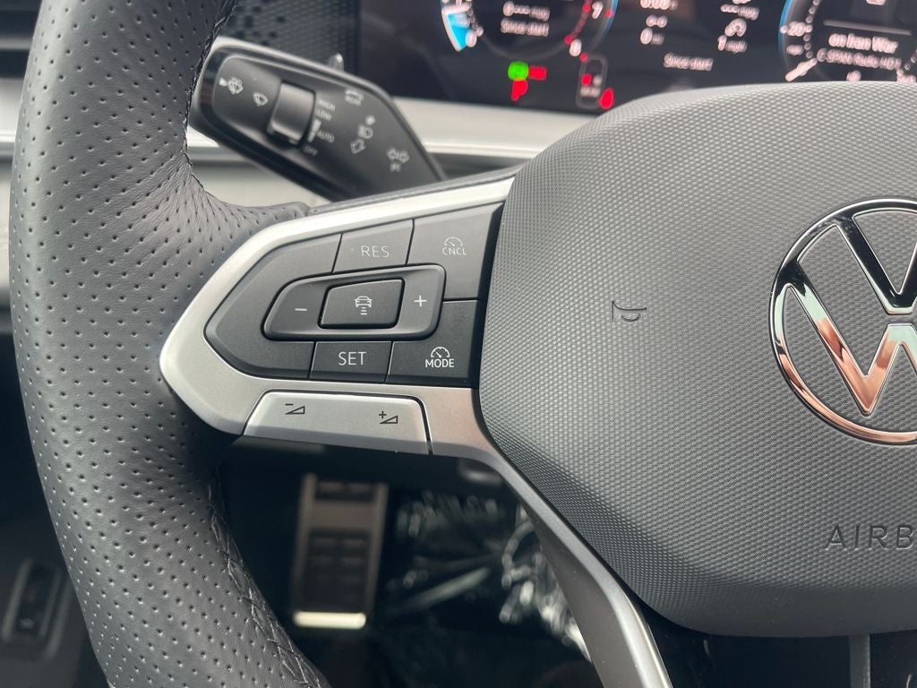 2026 Volkswagen Tiguan SE R-Line AWD