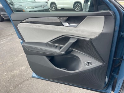 2026 Volkswagen Tiguan SE R-Line AWD