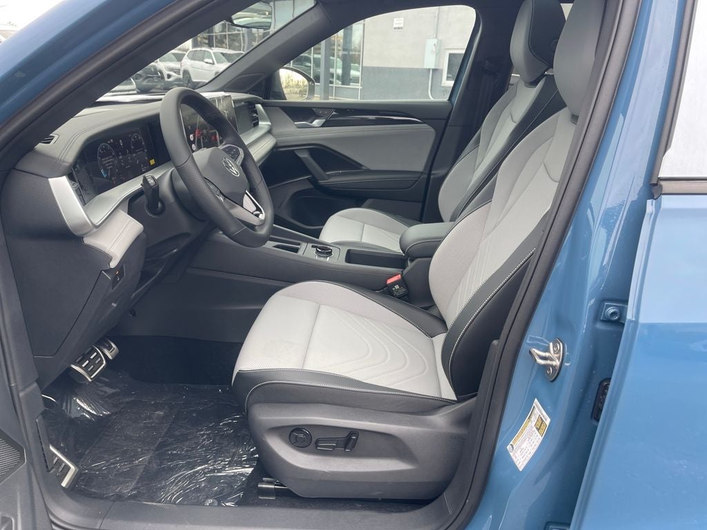 2026 Volkswagen Tiguan SE R-Line AWD