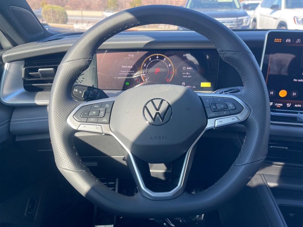 2026 Volkswagen Tiguan 2.0T SE R-Line Black