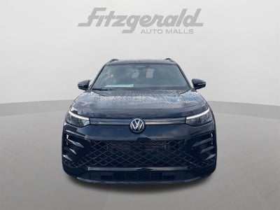 2026 Volkswagen Tiguan SE R-Line Black
