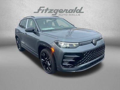 2026 Volkswagen Tiguan 2.0T SE R-Line Black