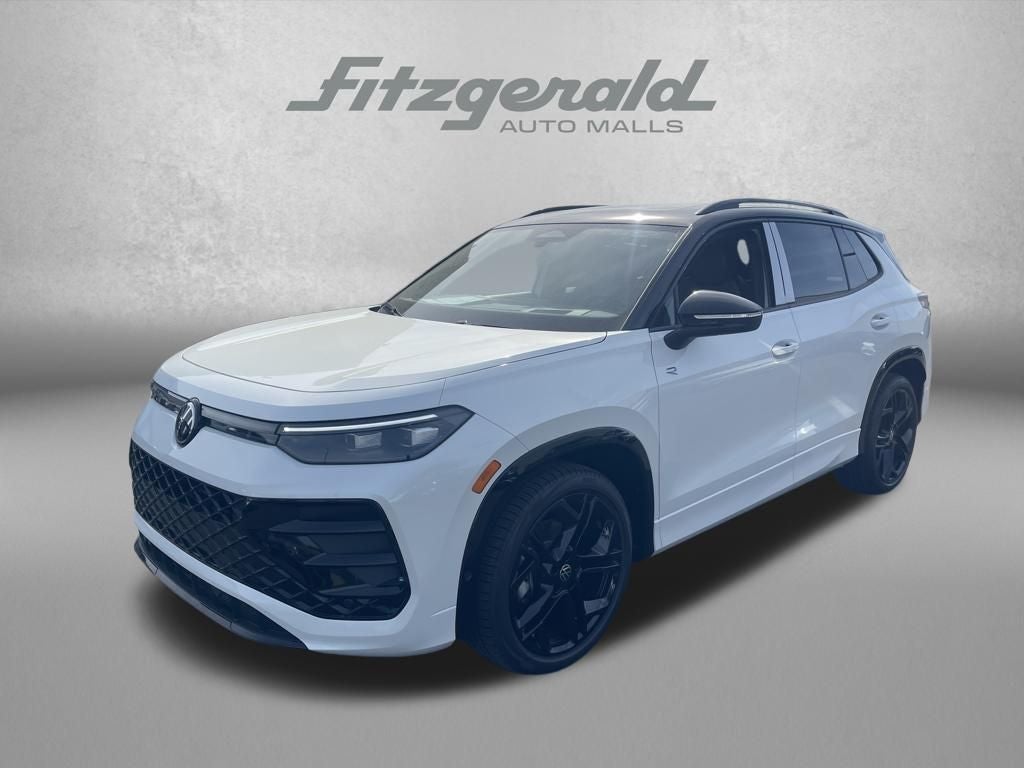 2026 Volkswagen Tiguan 2.0T SE R-Line Black