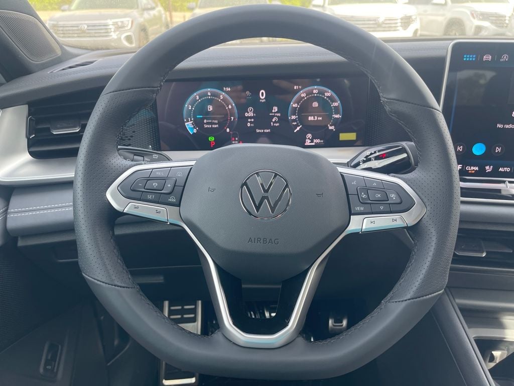 2026 Volkswagen Tiguan 2.0T SE R-Line Black